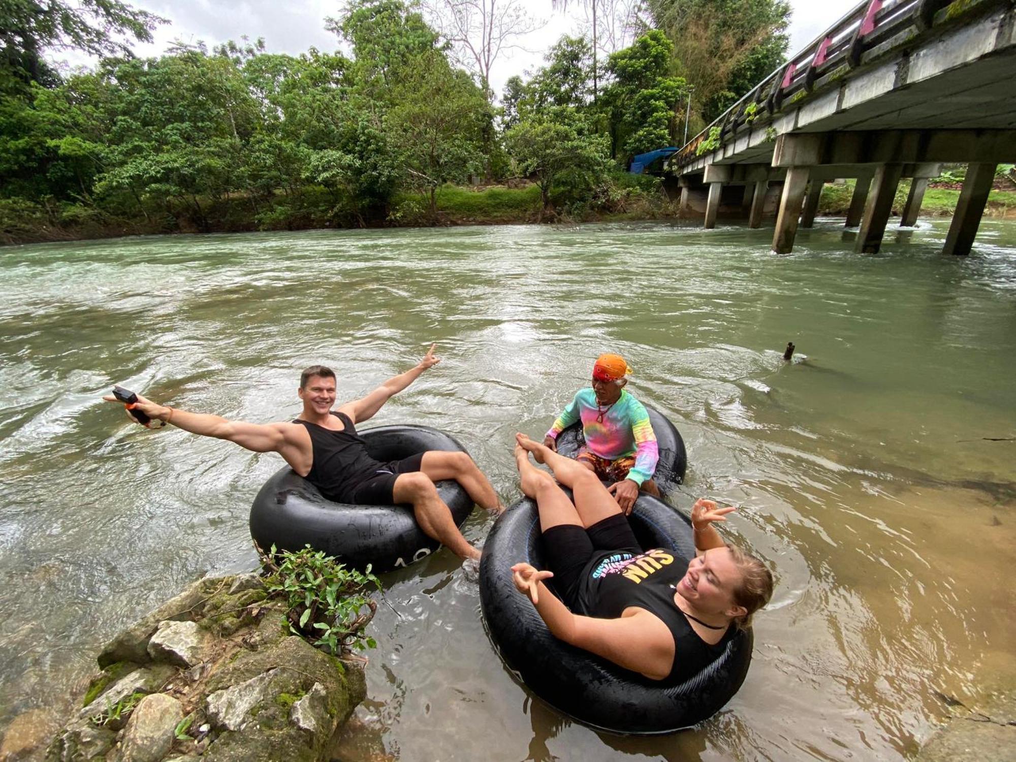 Отель Khao Sok Nung House Khao Sok National Park Экстерьер фото