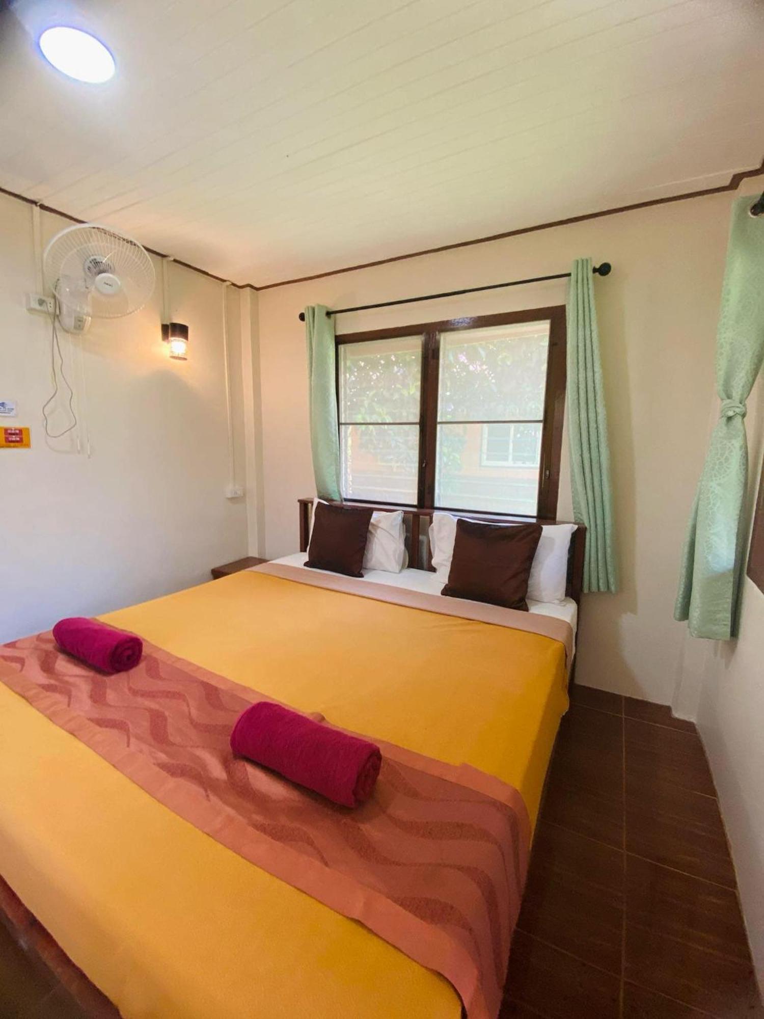 Отель Khao Sok Nung House Khao Sok National Park Экстерьер фото
