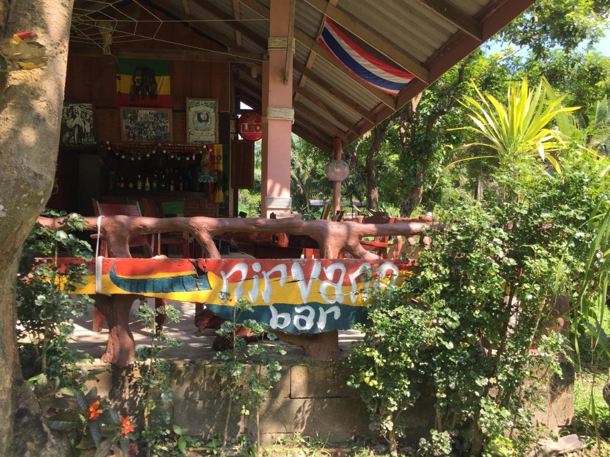 Отель Khao Sok Nung House Khao Sok National Park Экстерьер фото